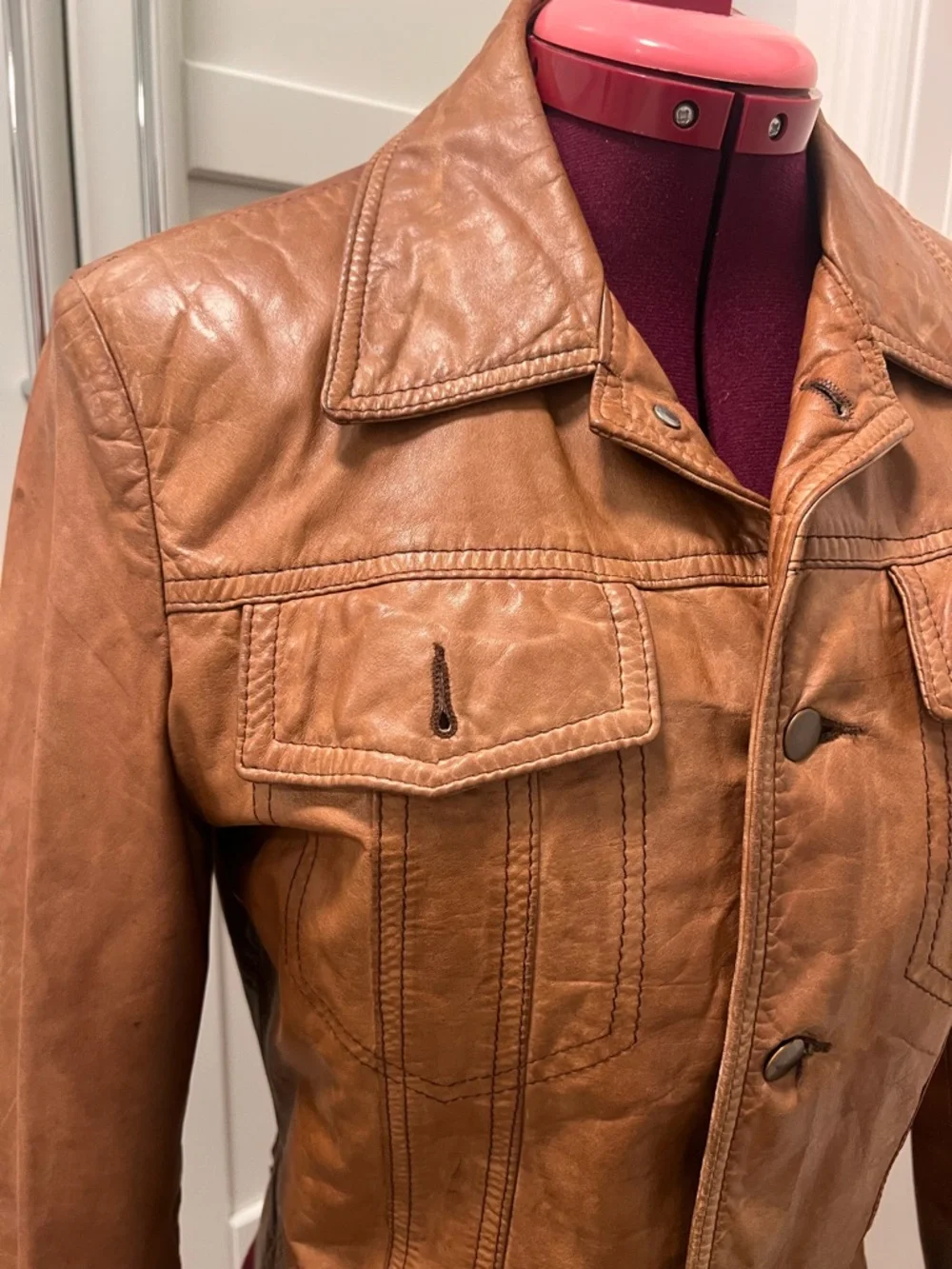 Vintage 1970s BLACK SHEEP 100% Genuine Leather Tailored Canada Moto Jacket Small - Picture 3 of 16